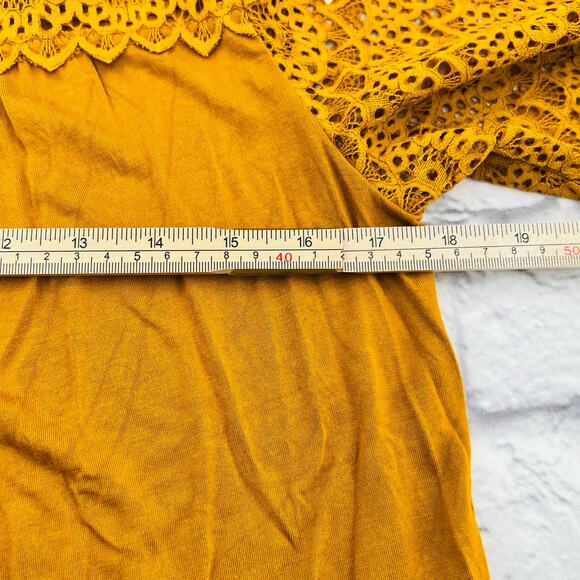LOFT‎ Women's Short Sleeve Lace Shirt Blouse Small Yellow Mustard Round Neck - Picture 6 of 8